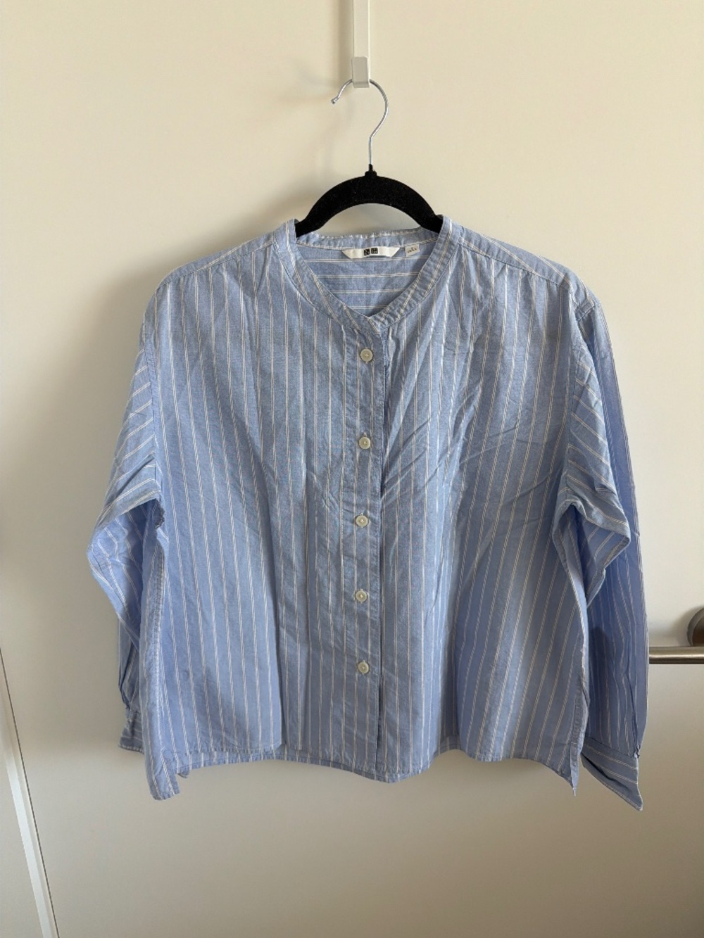 Uniqlo Light Blue Striped Button Long Sleeve Blouse Size S